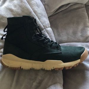 Nike SFB 6” Leather NSW